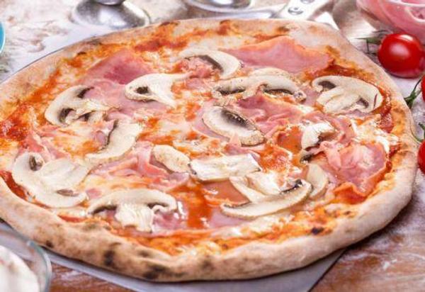 Pizza Capriciosa + Doza de Suc